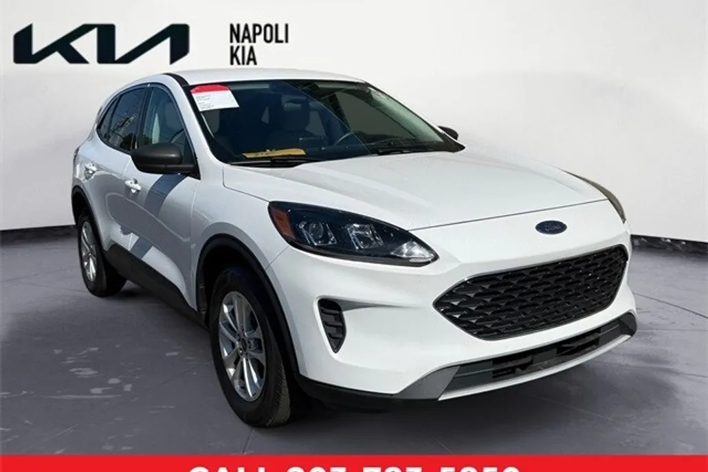 2022 Ford Escape SE photo 1