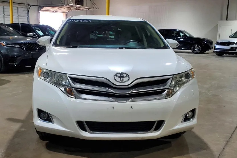 2013 Toyota Venza XLE photo 1