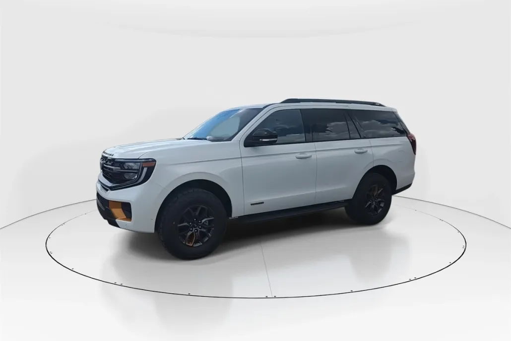 2025 Ford Expedition photo 1