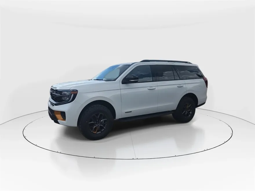 2025 Ford Expedition photo 1