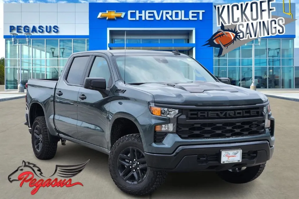 2025 Chevrolet Silverado 1500 Custom Trail Boss photo 1