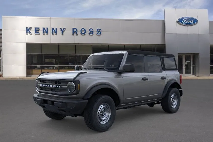 2025 Ford Bronco Base photo 1
