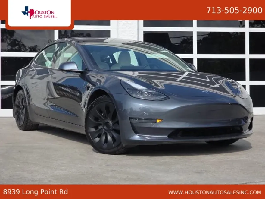 2022 Tesla Model 3 Long Range photo 1