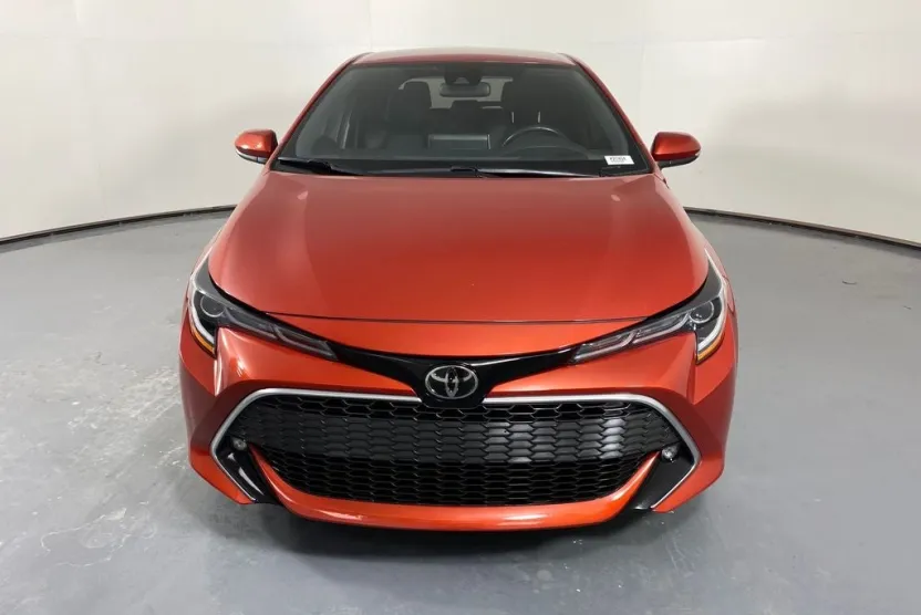 2019 Toyota Corolla XSE photo 1