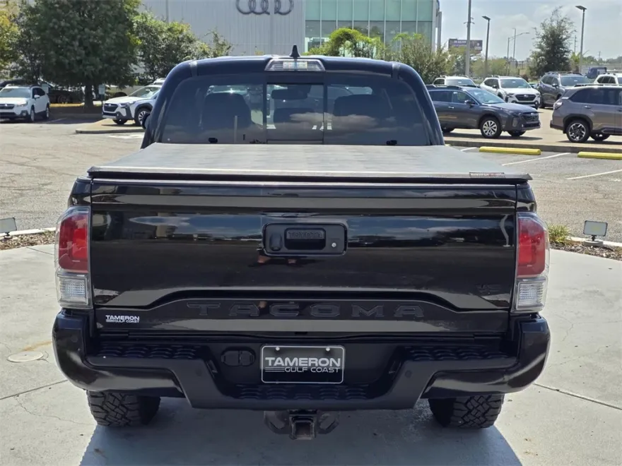 2023 Toyota Tacoma TRD Off-Road V6 photo 1