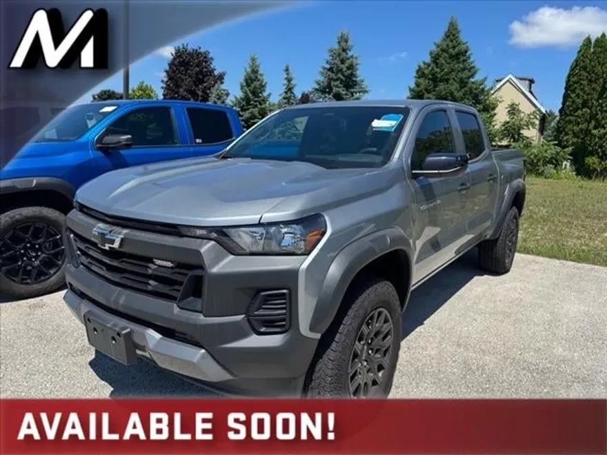 2024 Chevrolet Colorado Trail Boss photo 1