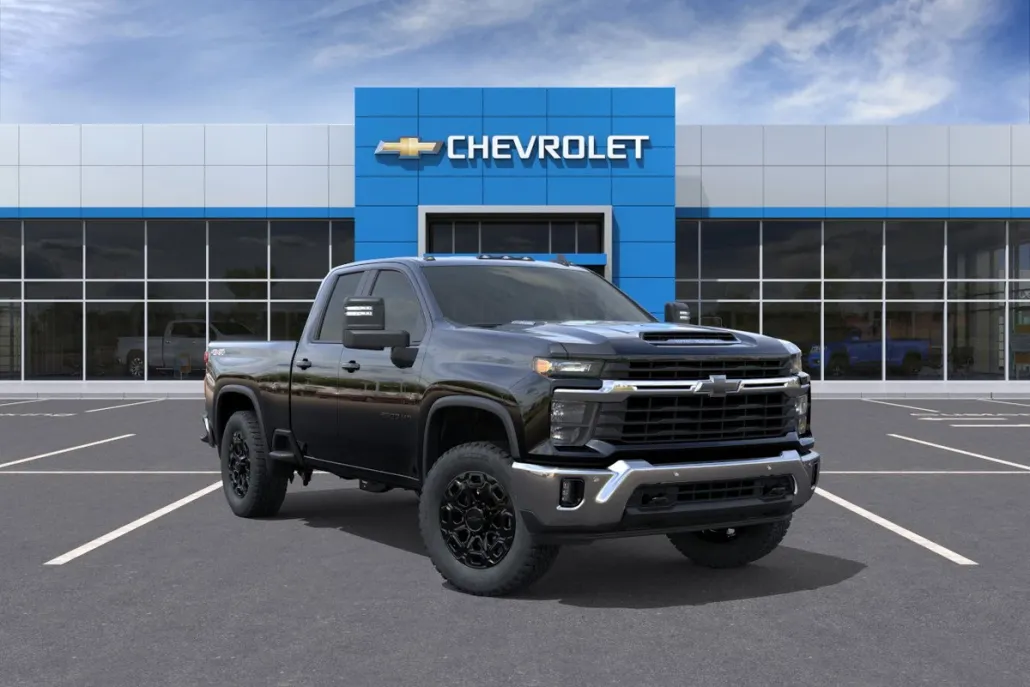 2026 Chevrolet Silverado LT photo 1
