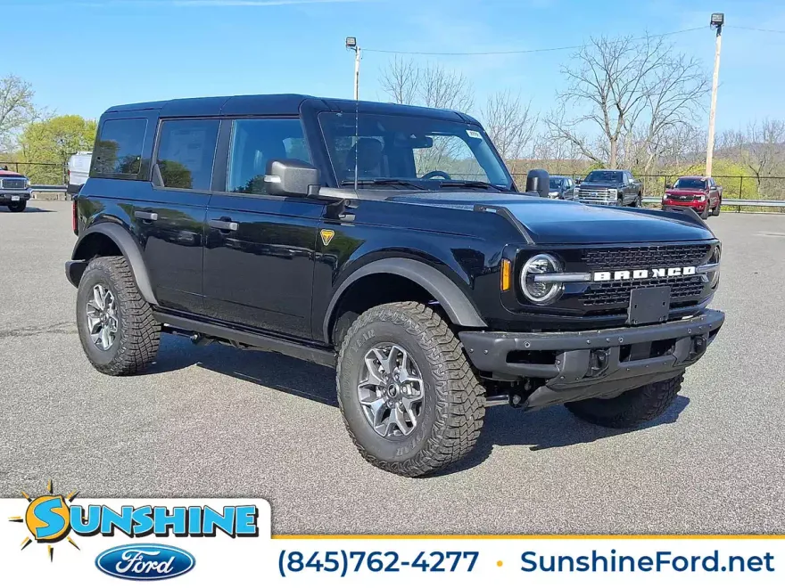 2025 Ford Bronco Badlands photo 1