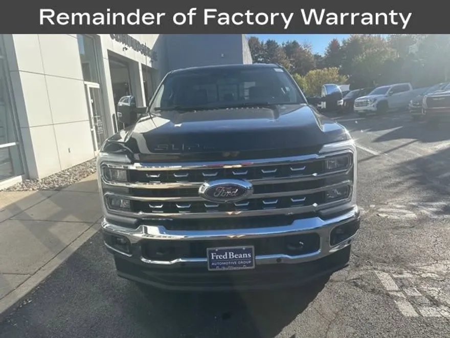 2023 Ford F-350 Lariat photo 1