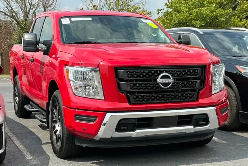 2024 Nissan Titan SV photo 1
