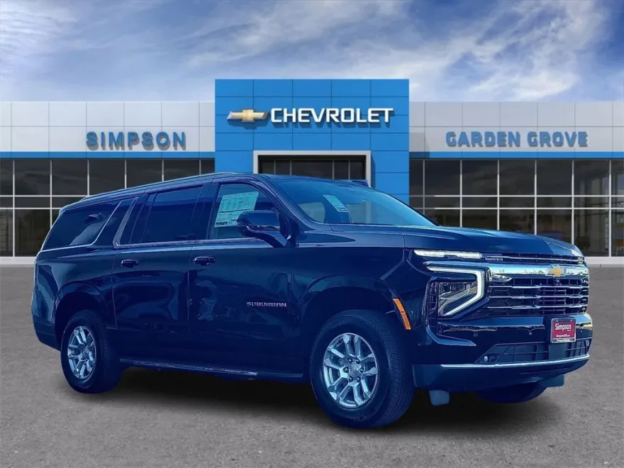 2026 Chevrolet Suburban LT photo 1