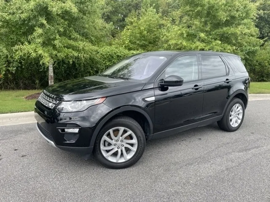 2019 Land Rover Discovery Sport HSE photo 1