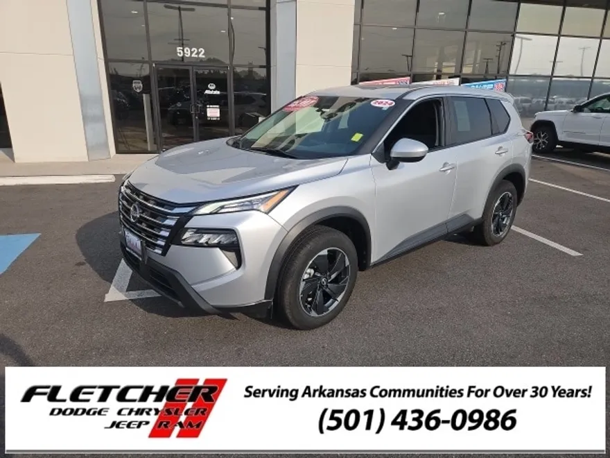 2024 Nissan Rogue SV photo 1