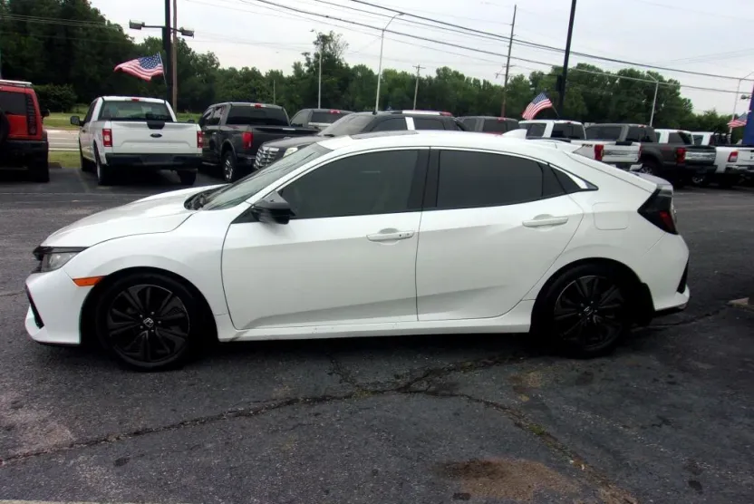 2018 Honda Civic EX photo 1