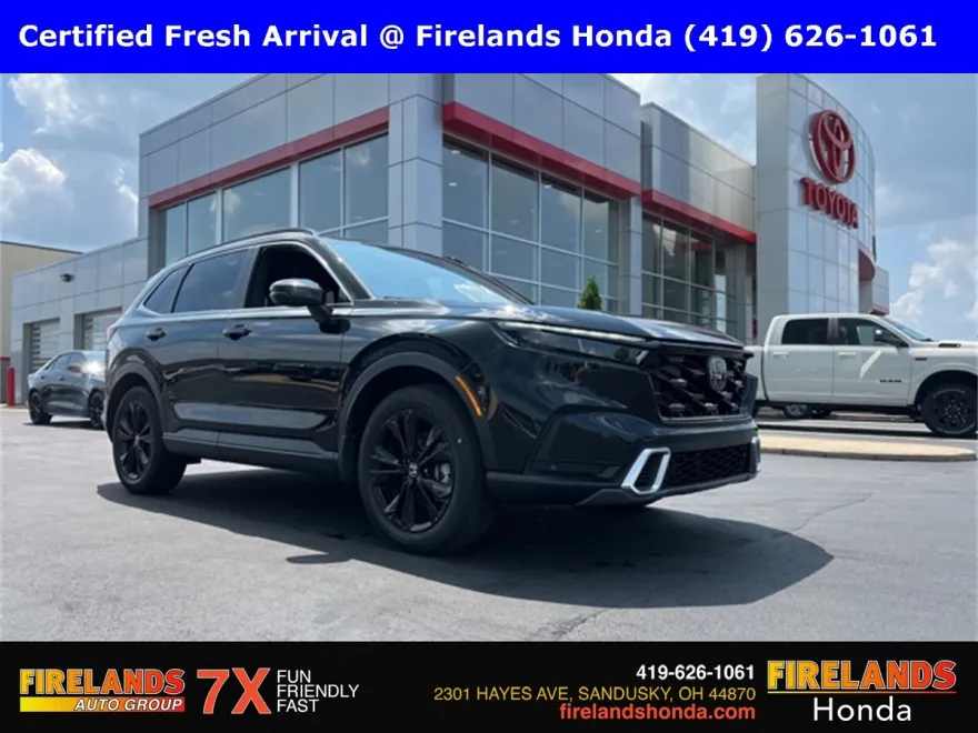 2025 Honda CR-V Hybrid Sport Touring photo 1