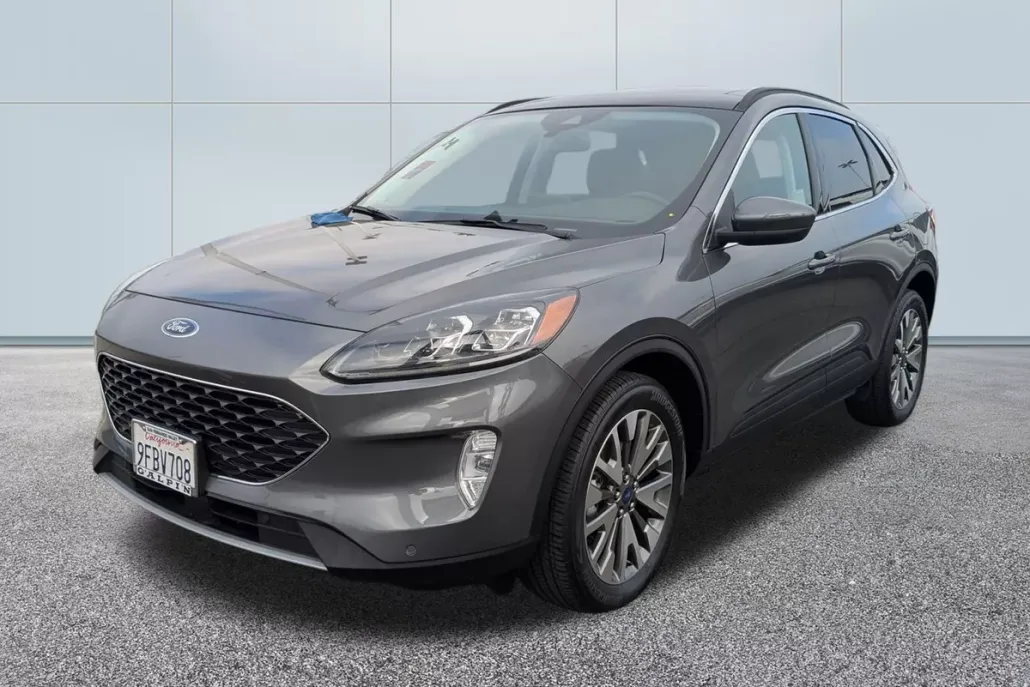 2022 Ford Escape Titanium photo 1