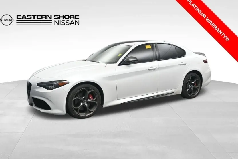 2020 Alfa Romeo Giulia Ti Sport photo 1