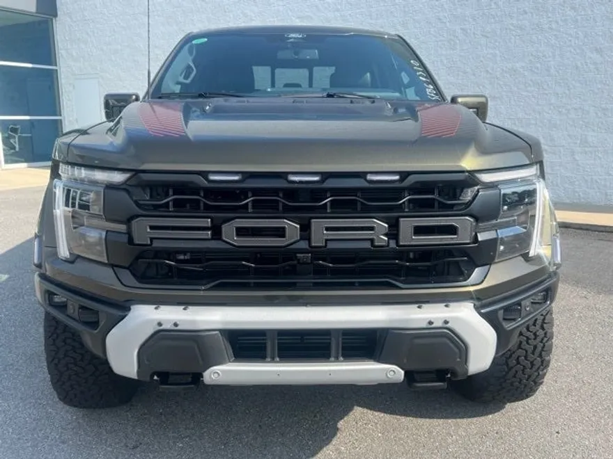 2025 Ford F-150 Raptor photo 1