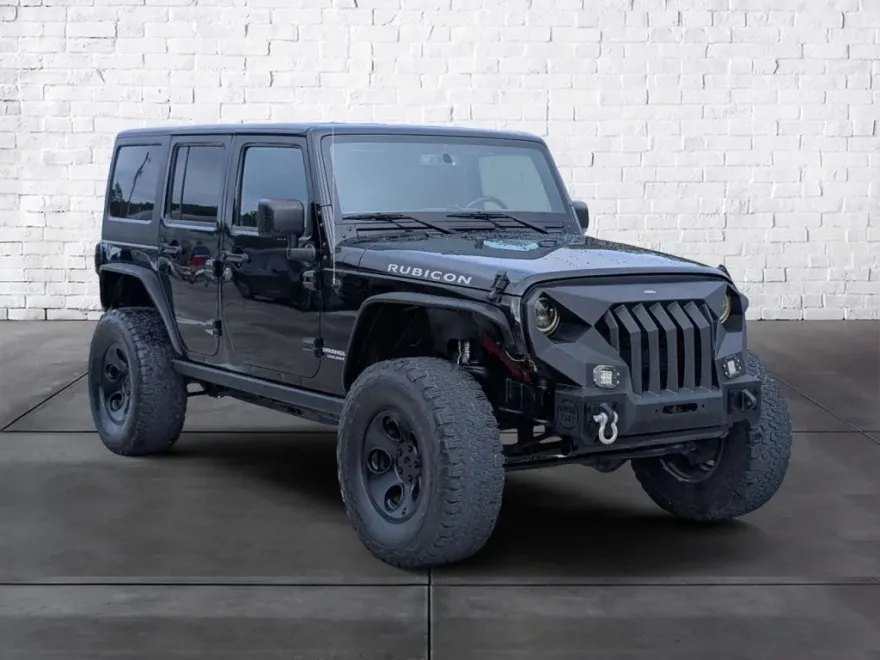2015 Jeep Wrangler Unlimited Rubicon Sport photo 1