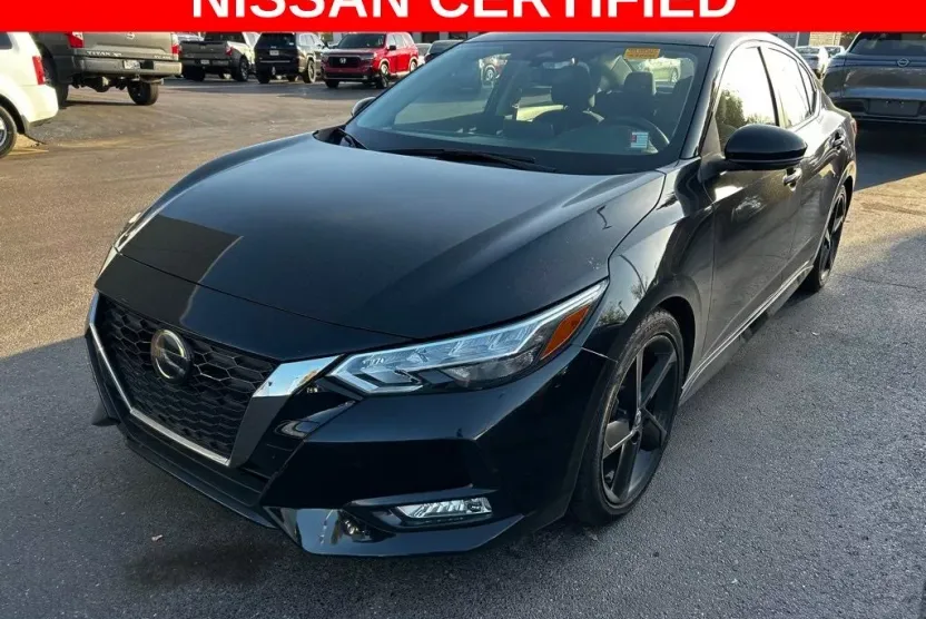 2021 Nissan Sentra SR photo 1
