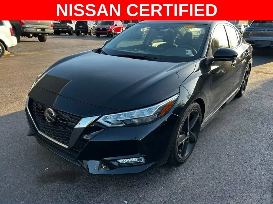 2021 Nissan Sentra SR photo 1