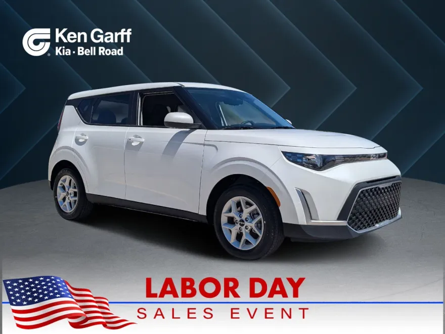 2025 Kia Soul S photo 1