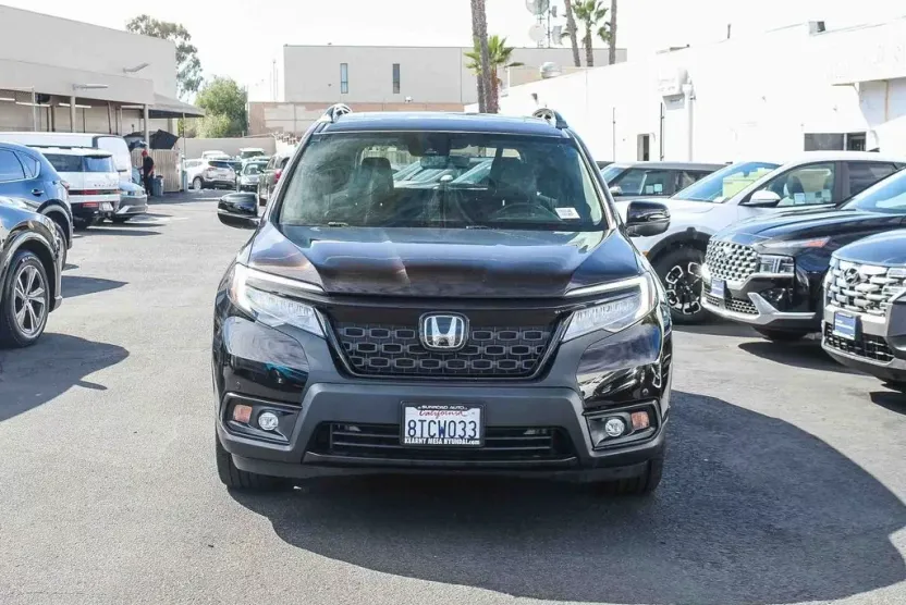 2020 Honda Passport Touring photo 1