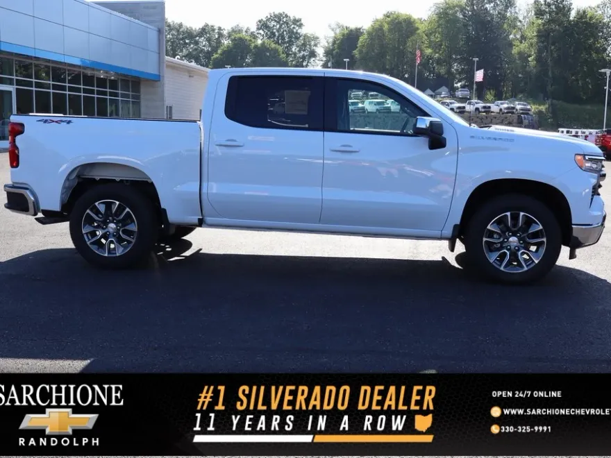 2026 Chevrolet Silverado 1500 LT photo 1