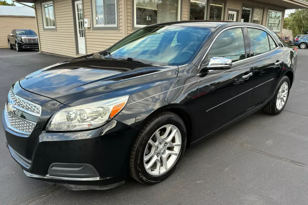 2013 Chevrolet Malibu 1LT photo 1