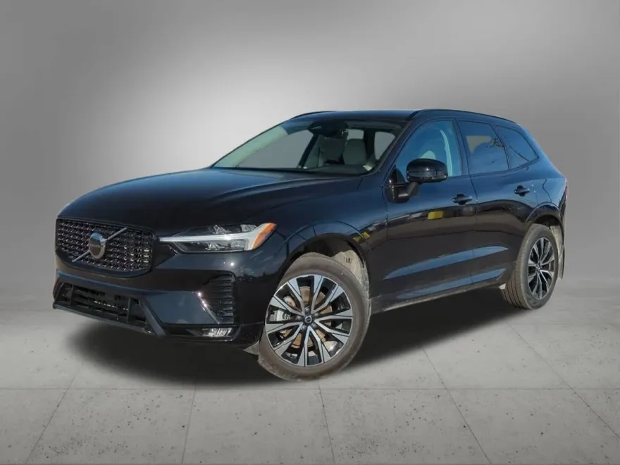 2025 Volvo XC60 Core B5 photo 1