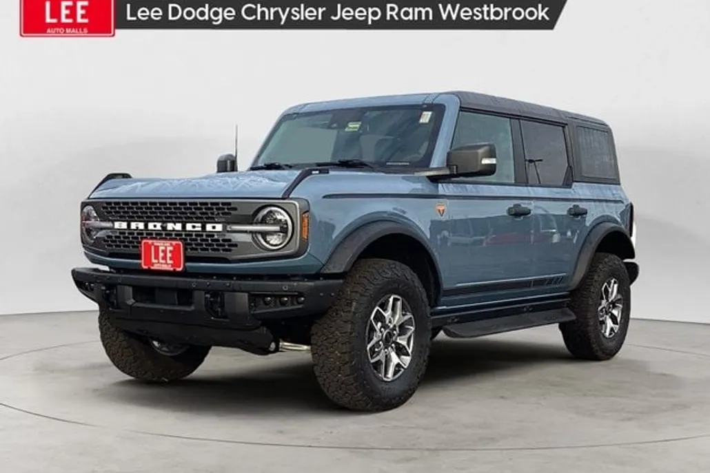 2024 Ford Bronco Badlands photo 1
