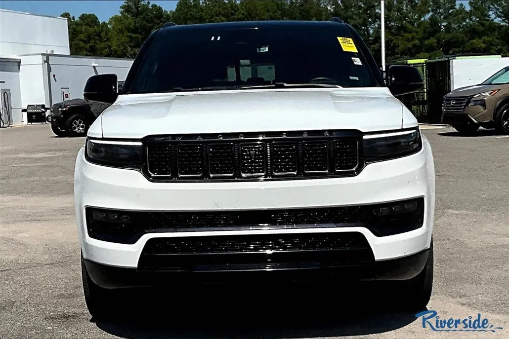 2024 Jeep Wagoneer L Series II Obsidian photo 1
