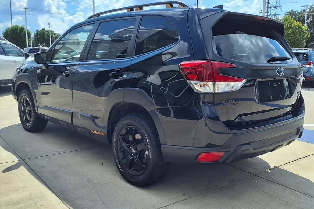 2023 Subaru Forester Wilderness photo 1