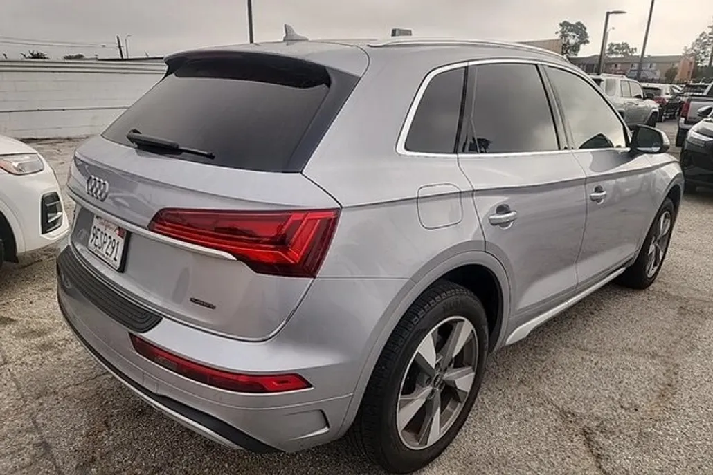 2023 Audi Q5 40 Premium photo 1