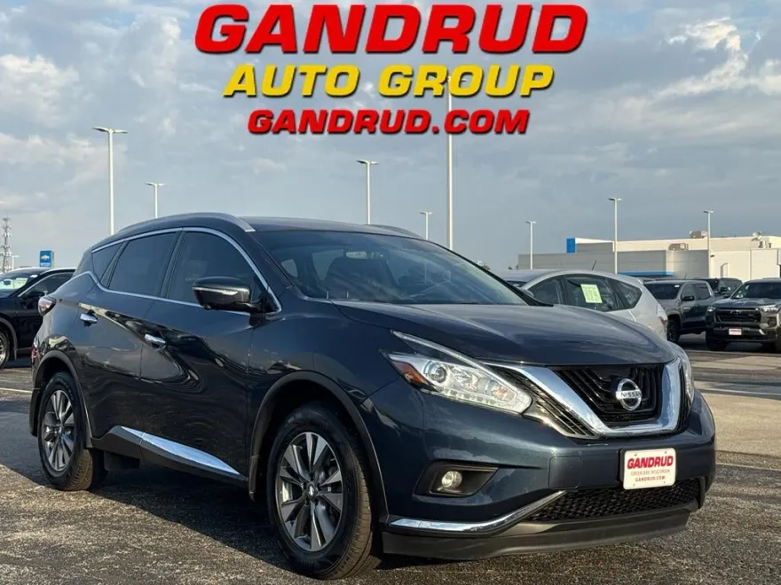 2015 Nissan Murano SL photo 1