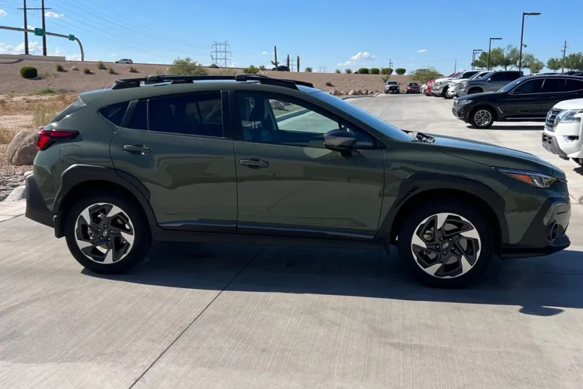 2024 Subaru Crosstrek Limited photo 1