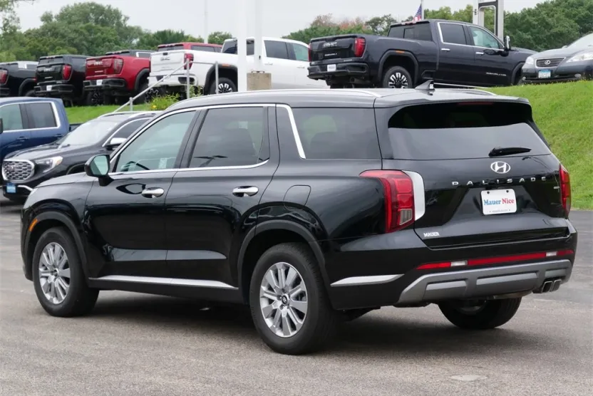 2024 Hyundai Palisade SEL photo 1