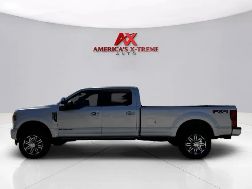 2017 Ford F-350 Platinum photo 1