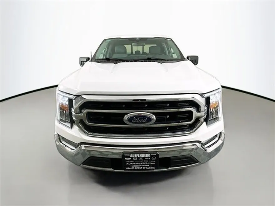 2023 Ford F-150 XLT photo 1