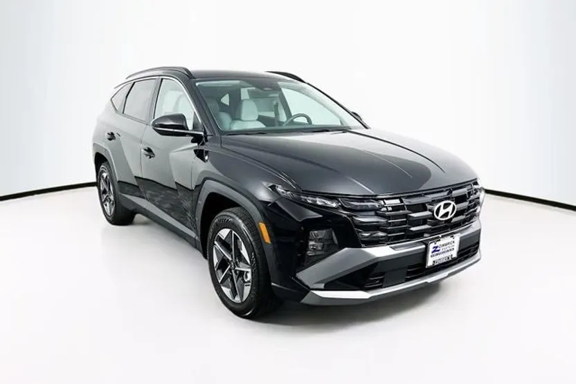 2025 Hyundai Tucson SEL photo 1