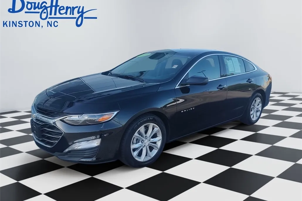 2023 Chevrolet Malibu 1LT photo 1