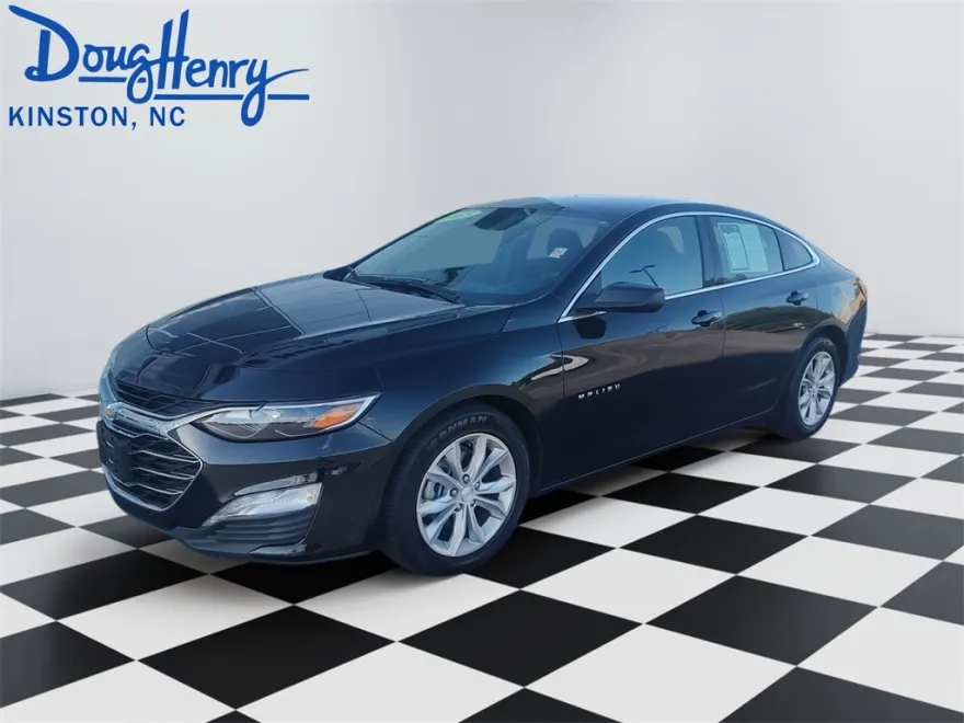 2023 Chevrolet Malibu 1LT photo 1