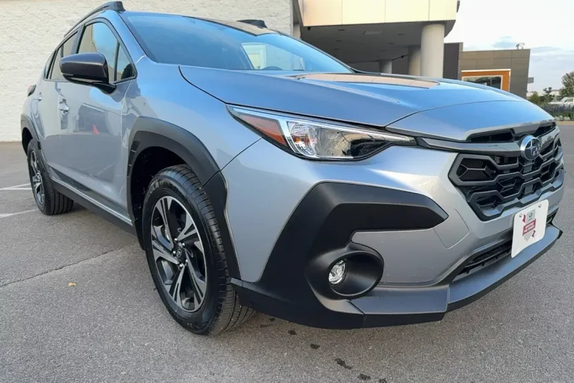 2025 Subaru Crosstrek Premium photo 1