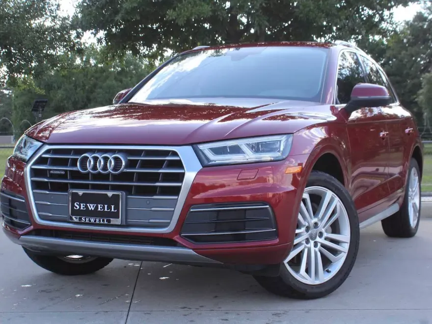 2018 Audi Q5 Premium Plus photo 1