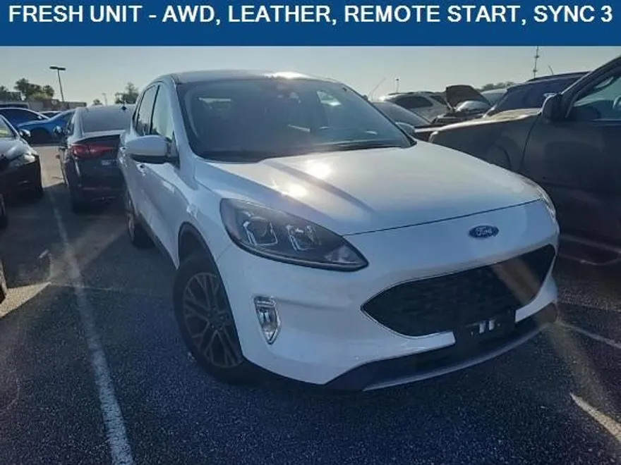2022 Ford Escape SEL photo 1