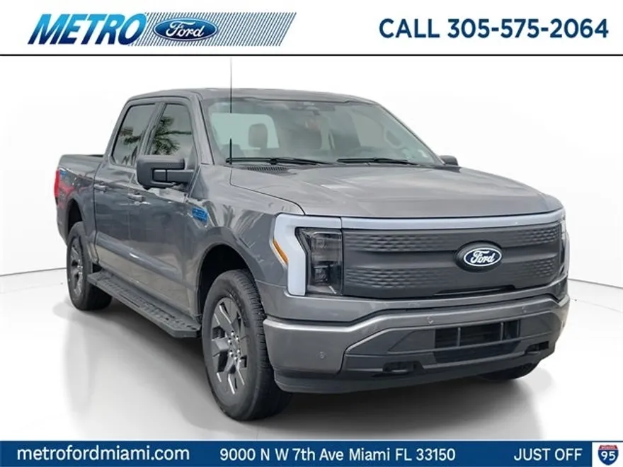 2024 Ford F-150 Lightning photo 1