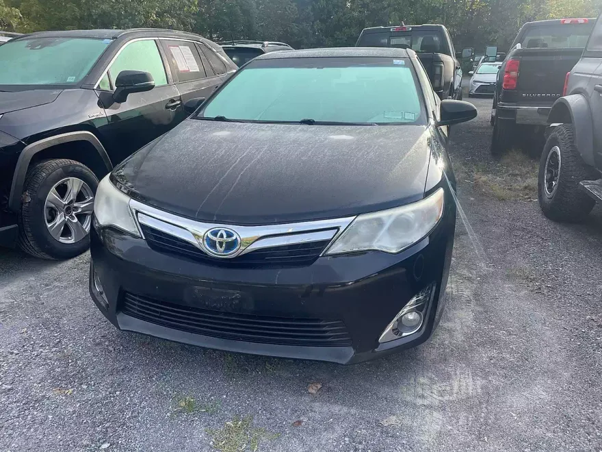 2012 Toyota Camry Hybrid XLE photo 1