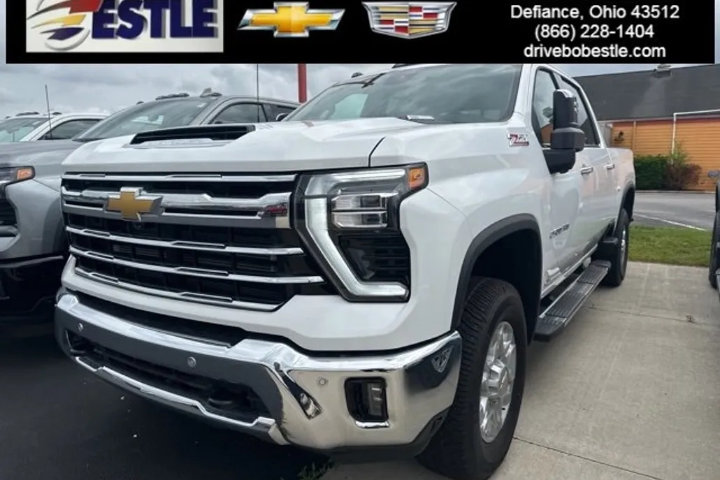 2025 Chevrolet Silverado 2500HD LTZ photo 1