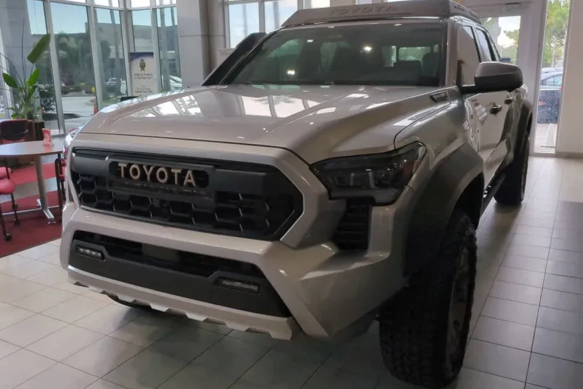 2025 Toyota Tacoma Trailhunter Double Cab photo 1