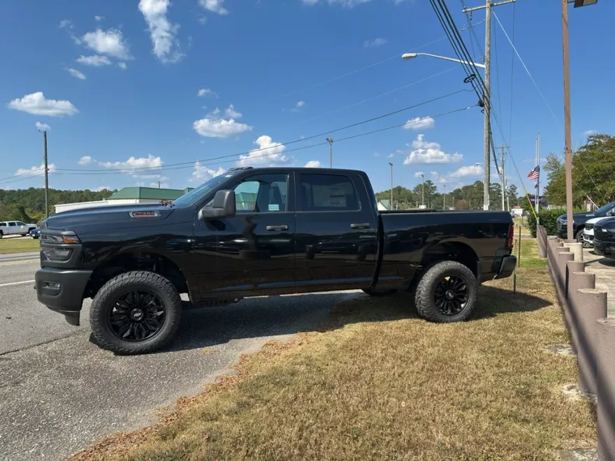2025 Ram 2500 Tradesman photo 1